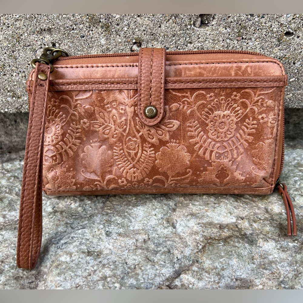 ❤️The Sak, Iris large iPhone wallet❤️